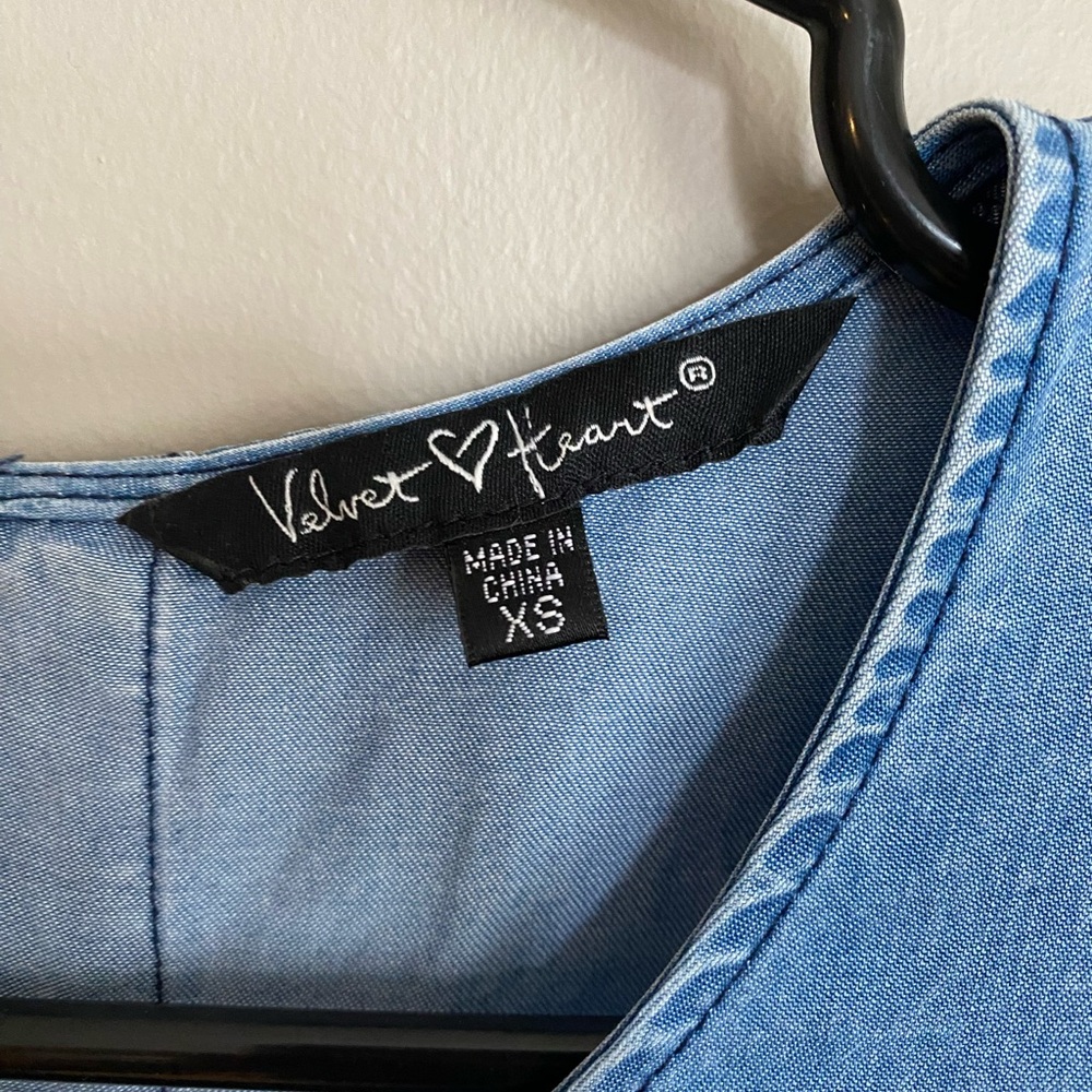 Velvet Heart Chambray Short Sleeve Top 100% Tencel Size XSmall - Picture 4 of 8